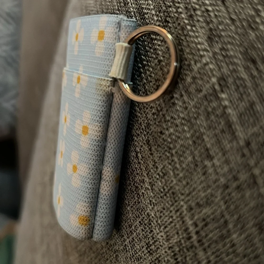 LUNA Thread Wallet - Picture 6 of 6